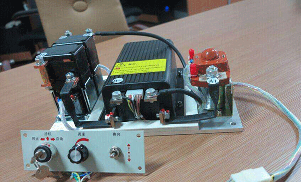 有什么方法可以使直流電機(jī)反轉(zhuǎn)嗎? 有什么方法可以使直流電機(jī)反轉(zhuǎn)嗎?